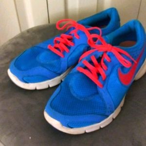 Nike blue and orange Women Sz 9